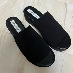 Steve Madden Slinky Sandals. Never worn size 9